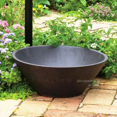 お庭に馴染む陶器のガーデンパン「水鉢 ブラック」