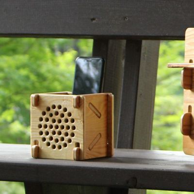 工具いらずの組み立て式コンパクトテーブル 「ヨカ （YOKA